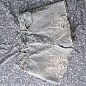 Easel high waisted distressed jean shorts size large three bird nest